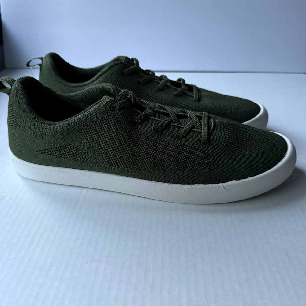 George Slip On Sneakers Shoes Olive Green‎ Men's Size 13 Knit Easy On/Off New